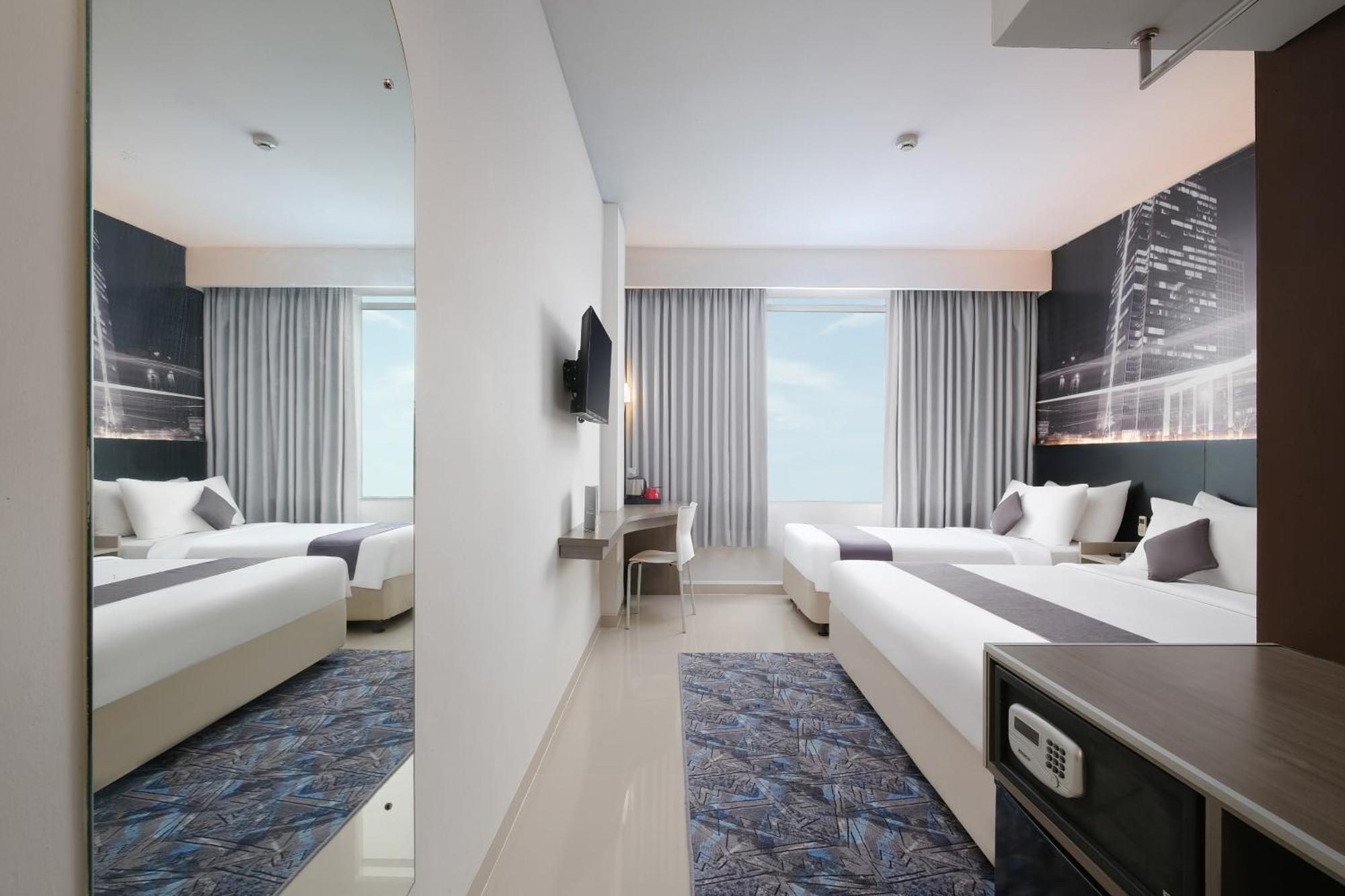 Hotel Neo Candi Simpang Lima - Semarang By Aston Buitenkant foto