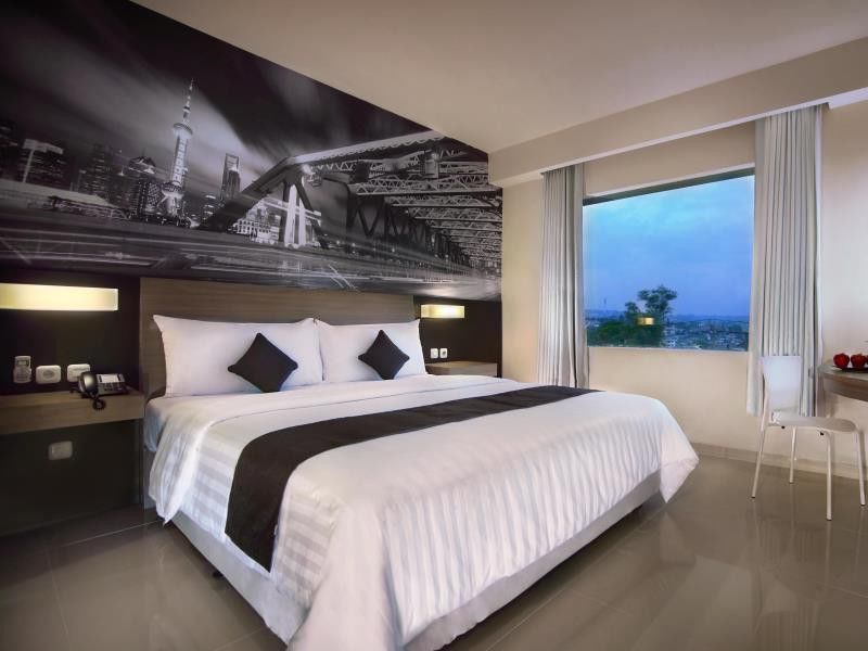 Hotel Neo Candi Simpang Lima - Semarang By Aston Buitenkant foto