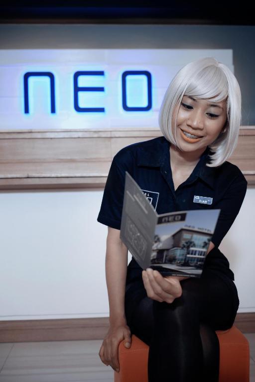 Hotel Neo Candi Simpang Lima - Semarang By Aston Buitenkant foto